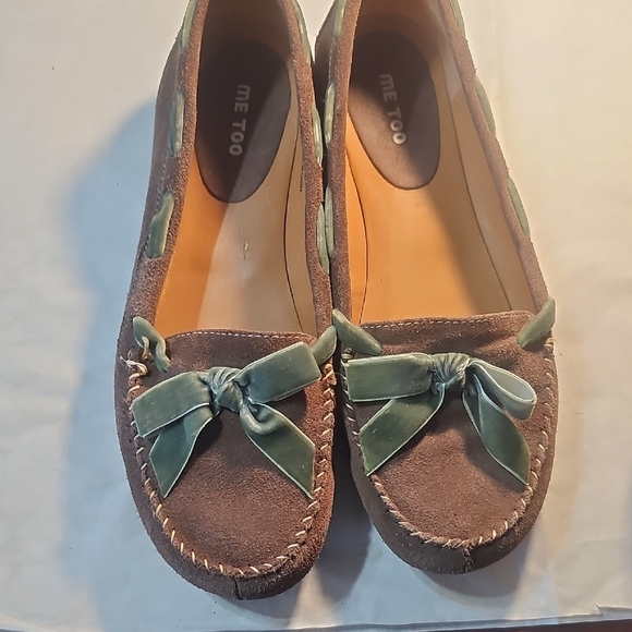 Me Too Women's Leather Loafers - Brown and Green Like New - Picture 1 of 9